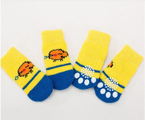 Non-Slip Pet Socks – For Indoor Paw Protection - EzPets Shop