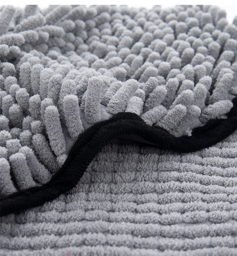 Quick-Dry Pet Towel – Bathrobe for Dogs & Cats - EzPets Shop