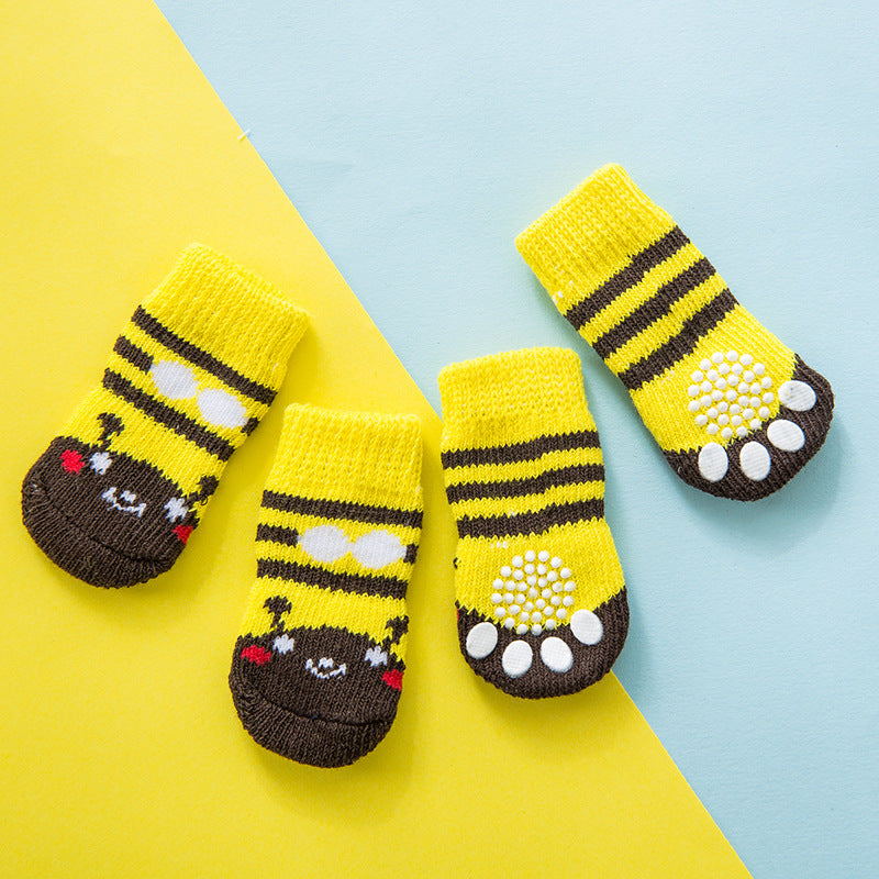 Non-Slip Pet Socks – For Indoor Paw Protection - EzPets Shop