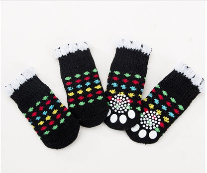 Non-Slip Pet Socks – For Indoor Paw Protection - EzPets Shop